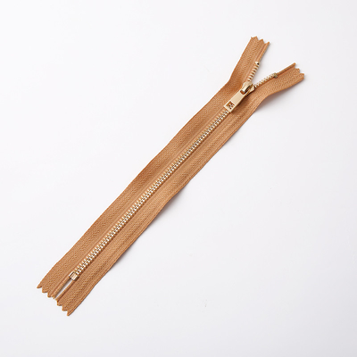 Lightweight #3 Metal Zipper Weather Resistant Smooth Close End Zipper