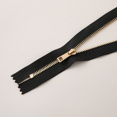 Durable Versatile Fastening #3 Metal Close End Zippers Weatherproof Coating